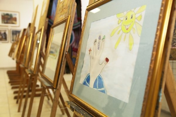 Благотворительный аукцион картин