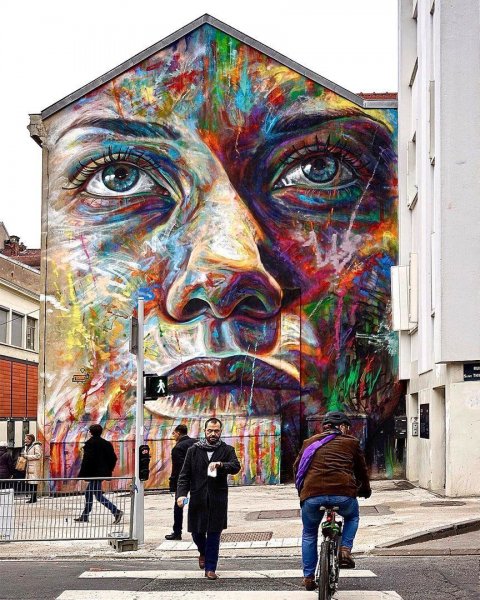 Уличная живопись на стенах