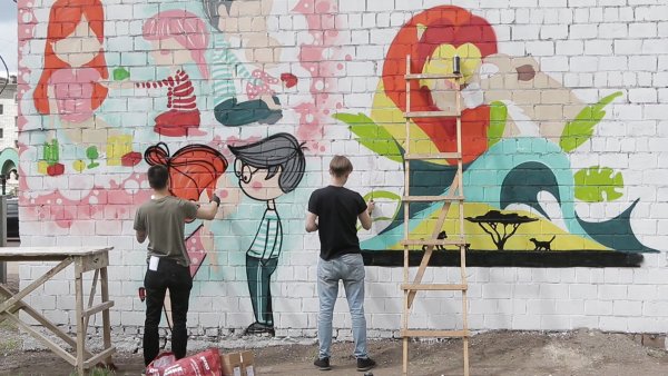 Разрисовка стен на улице