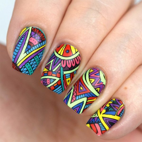 Необычный маникюр