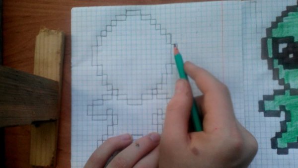 Пришелец по клеткам