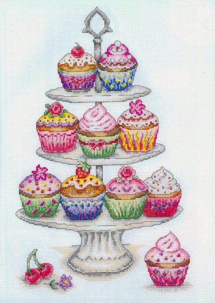 Вышивка крестом пирожное