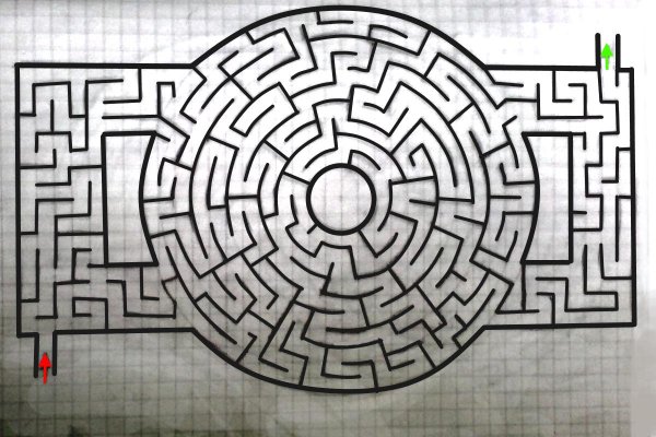Лабиринт на бумаге