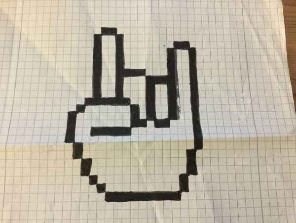 Рисование по клеточкам черной ручкой