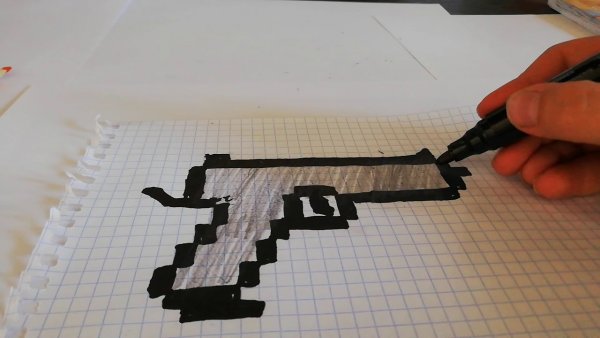 Пестолетыпо клеточкам