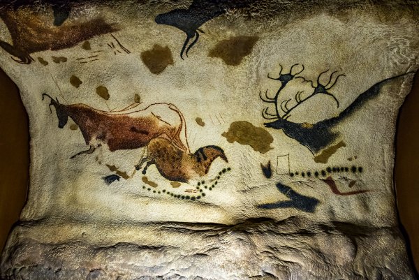 Наскальная живопись на футболку