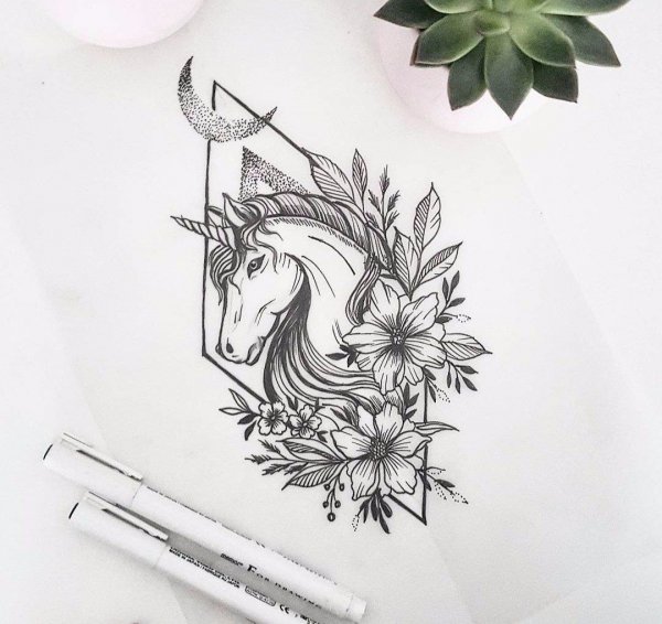 Татуировка Единорог эскиз