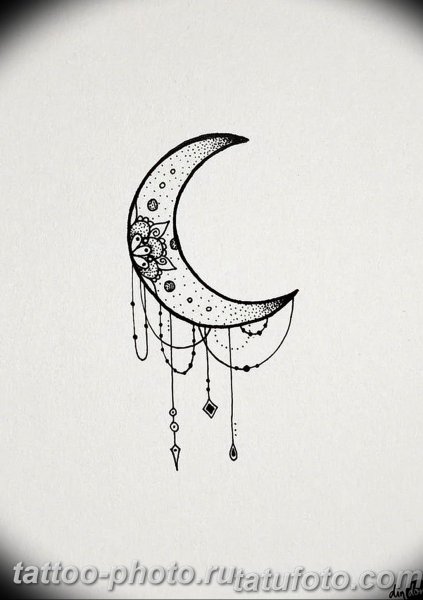 Тату полумесяц