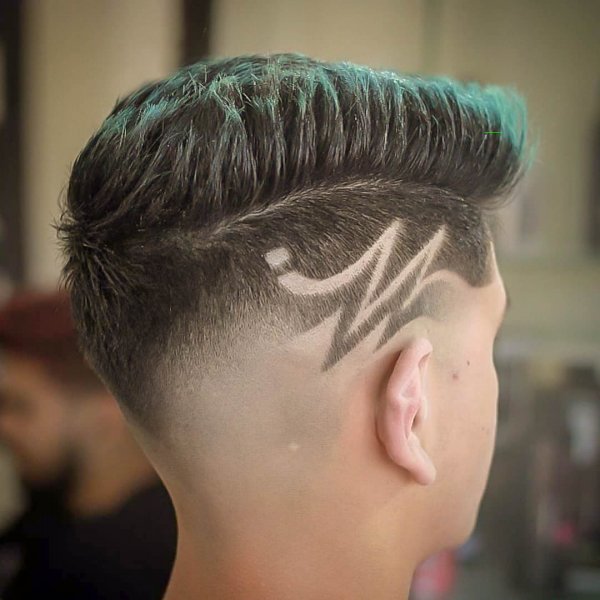 Выбривание узоров на голове