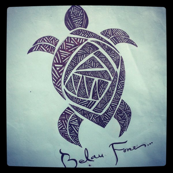 Тату черепаха геометрический стиль