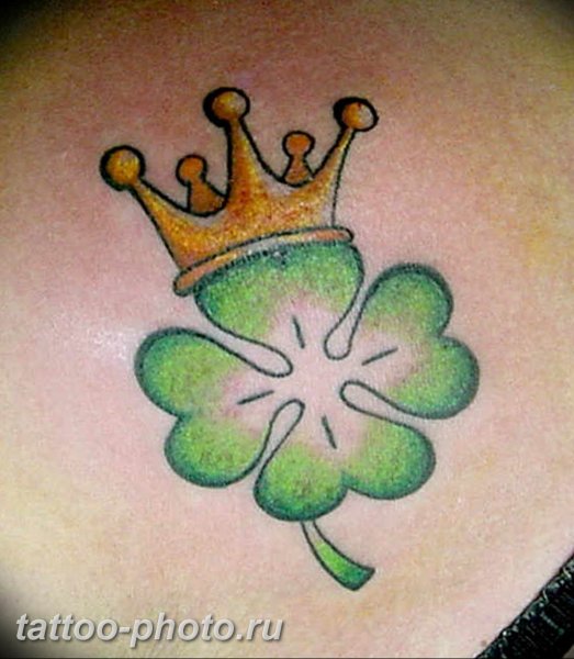 Ирландский четырехлистный Клевер тату