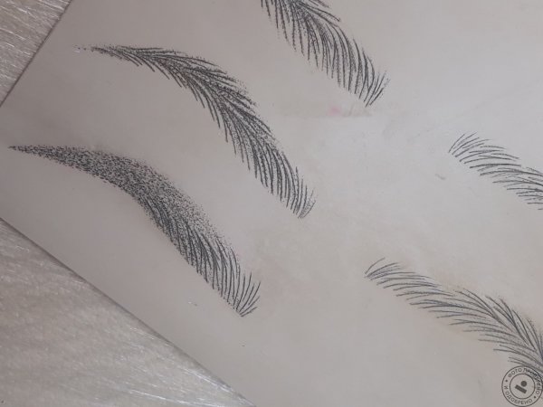 Беспорядочная волосковая техника эскиз