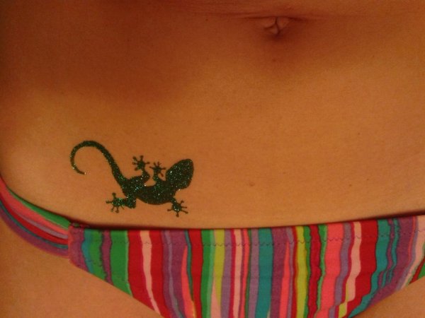 Тату на интимных местах женские