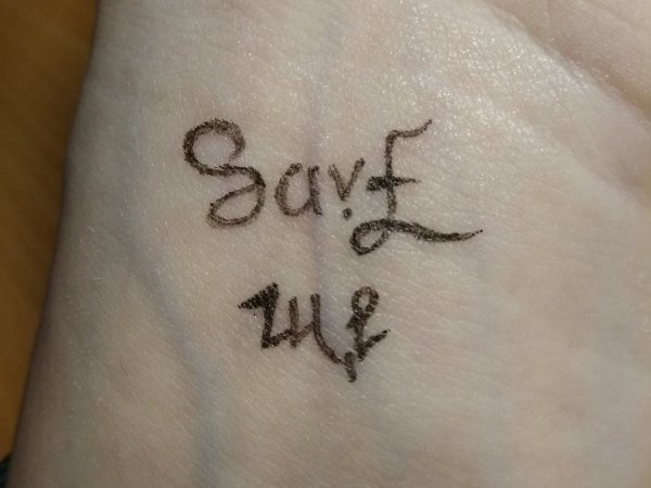 Лёгкие татушки гелевой ручкой