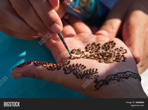 Рисунки набитые иголкой