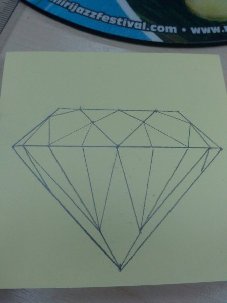 Поэтапное рисование алмаза
