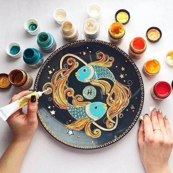 Роспись по дереву акриловыми красками