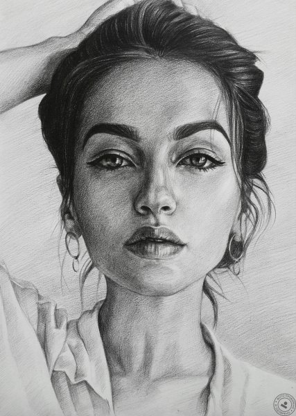 Лицо человека карандашом