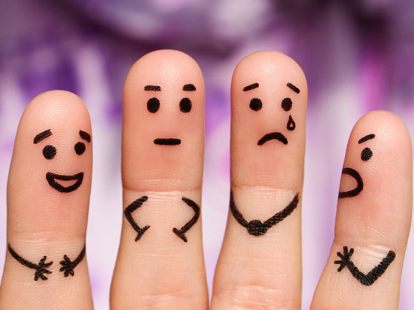 Мордочки на пальцах