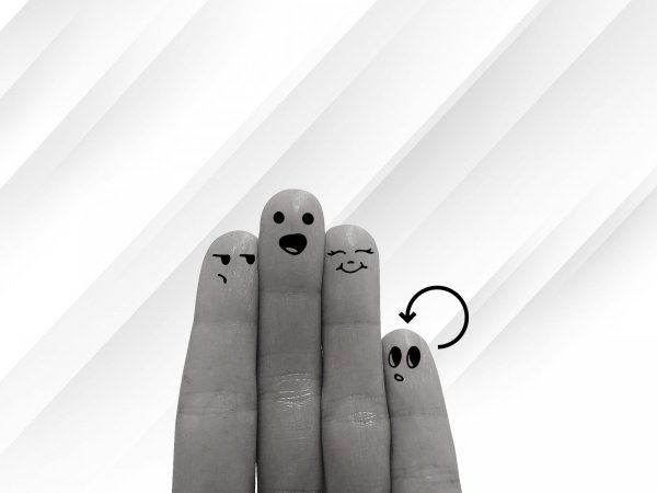 Смайлик с пальцем