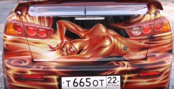 Красивая аэрография на авто