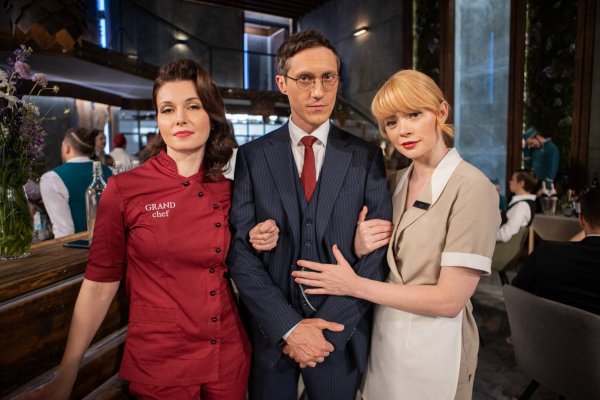 Александра Урсуляк в сериале Гранд