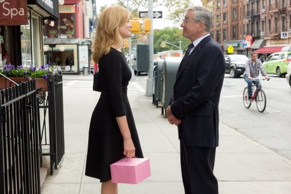 Рене Руссо в фильме стажер