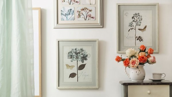 Рамки в интерьере