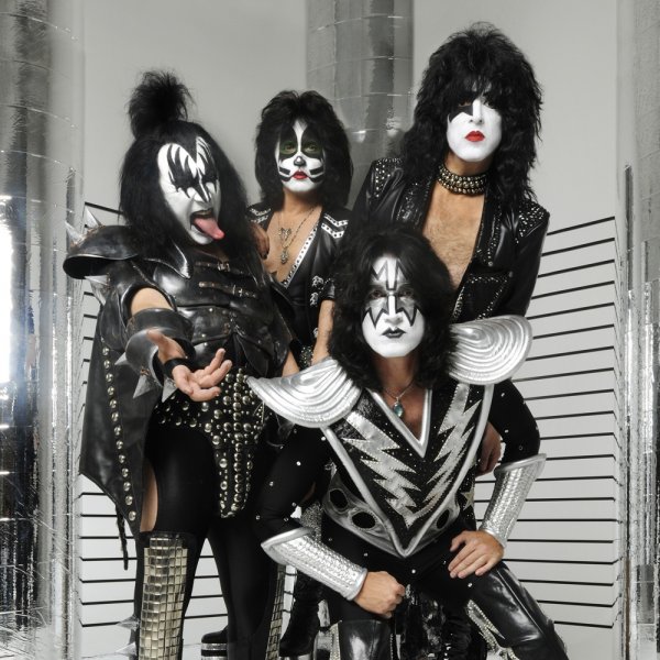 Глэм рок группа Kiss