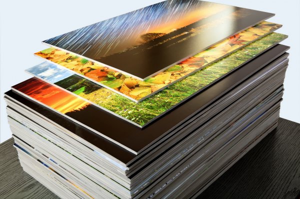 Плакат на пластике