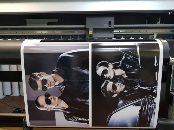 Широкоформатная печать плакатов