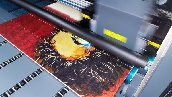 Широкоформатная печать плакатов