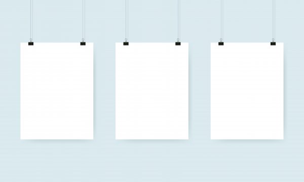 Плакат висит