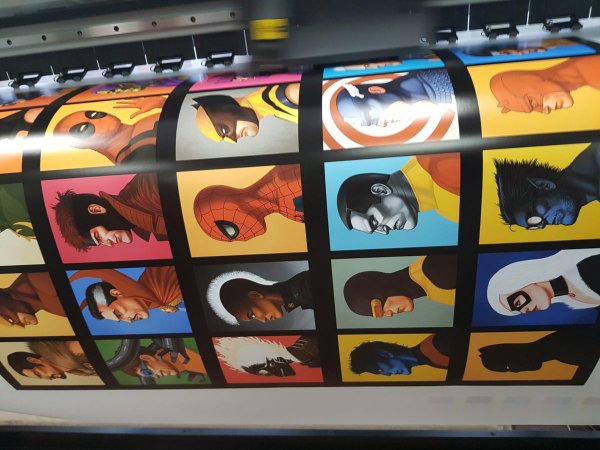 Самоклеящаяся пленка для печати широкоформатная