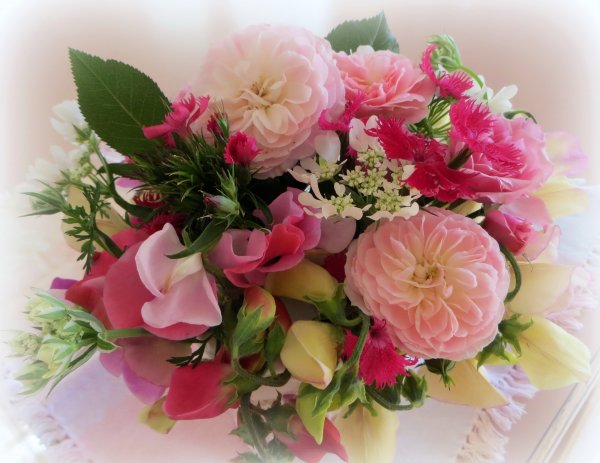 Красивый букет цветов для женщины