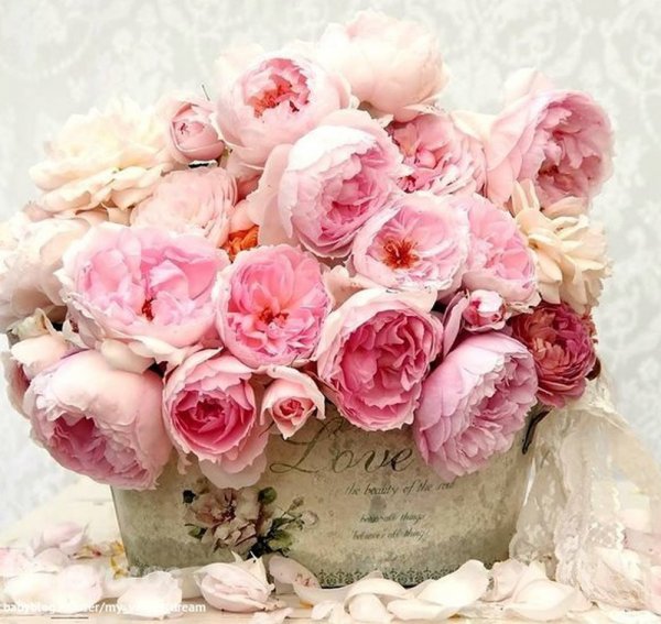 Букет пионов с днем рождения