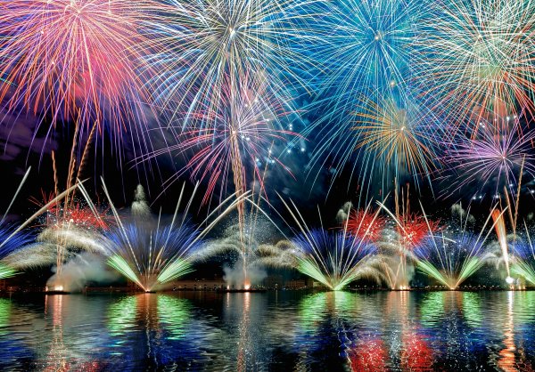 Салют "с днем рождения"