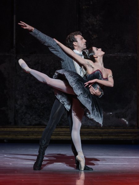 Галина Уланова Лебединое