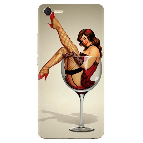 Девушка с боку