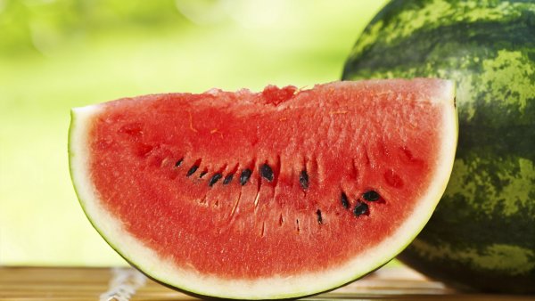 Арбуз с батоном