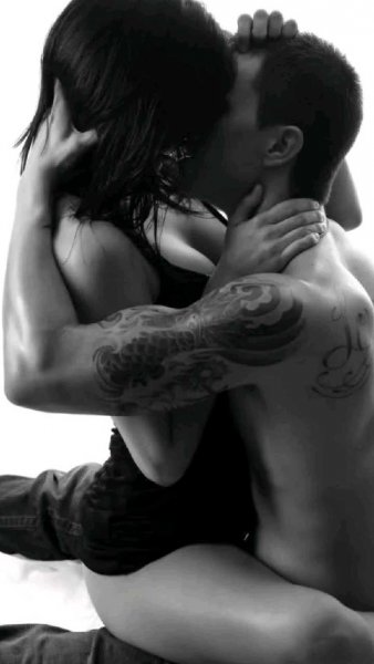 Страстные объятия