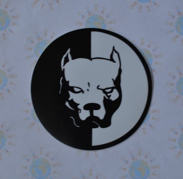 Наклейки на автомобиль питбуль