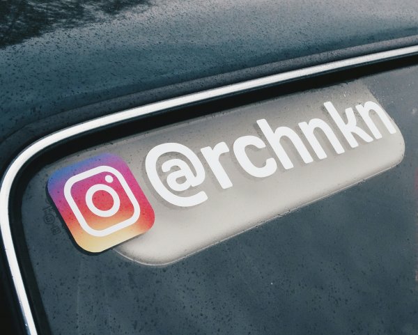 Инстаграм на авто