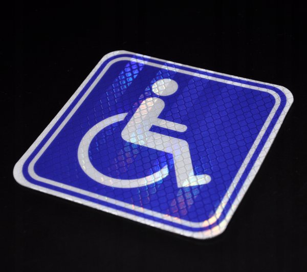 Наклейка инвалид для авто