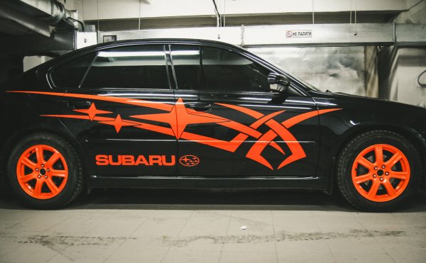 Наклейки на Субару Легаси