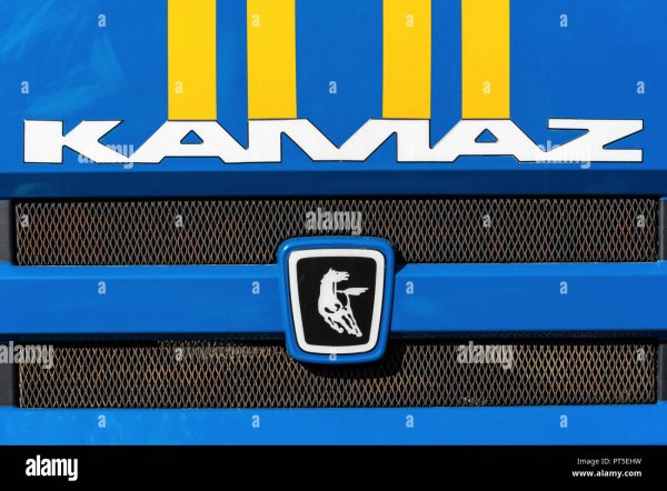 Значок КАМАЗ на капот