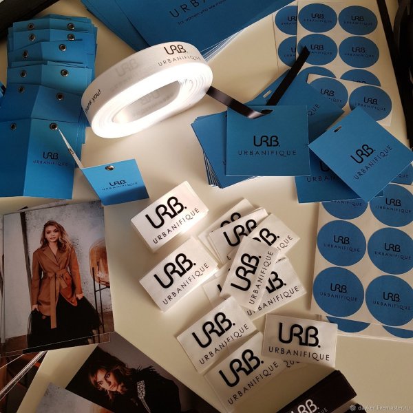 Наклейки с логотипом