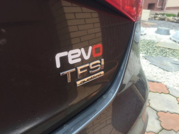 Наклейки Revo Technik