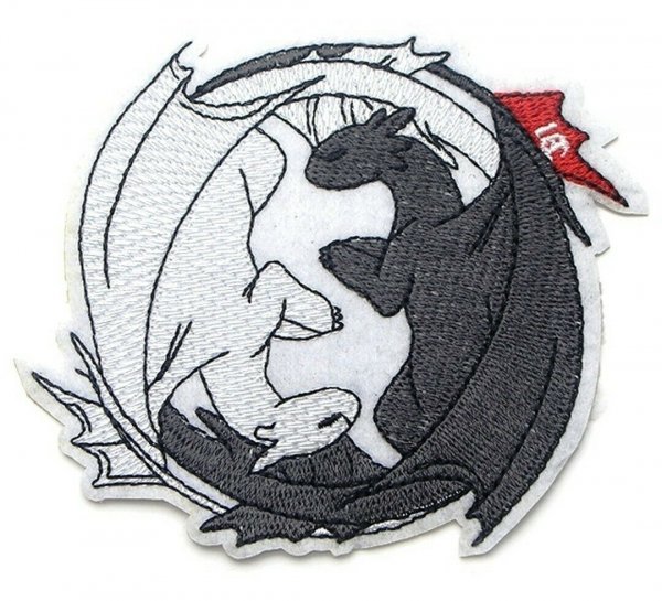 Дракон значок на рюкзак