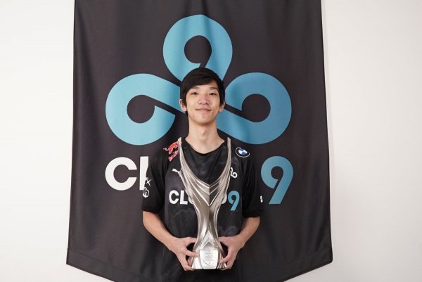 In the cloud логотип